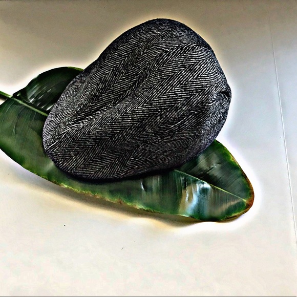 Gray hat - Picture 2 of 4